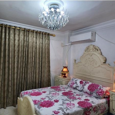 Elegant Apartment In Sheraton Heliopolis Kairo Eksteriør billede